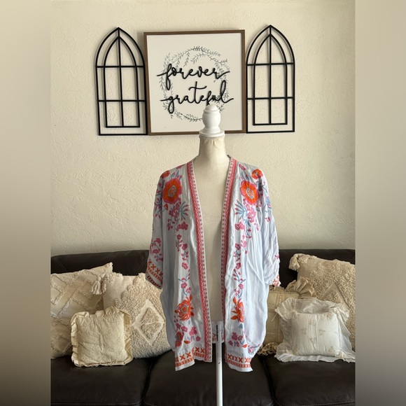 Curations Pastel Blue Embroidered Floral Kimono Size M/L Summer Beach Boho - Picture 10 of 15
